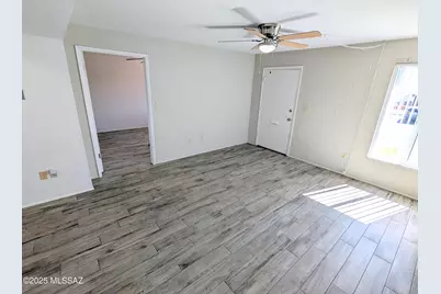 302 S Paseo Lobo #C, Green Valley, AZ 85614 - Photo 15