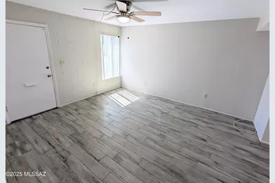 302 S Paseo Lobo #C, Green Valley, AZ 85614 - Photo 17