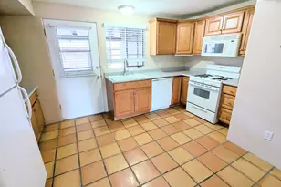 515 S La Canada Dr, Green Valley, AZ 85614 - Photo 9