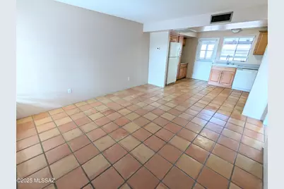 515 S La Canada Drive #C, Green Valley, AZ 85614 - Photo 5