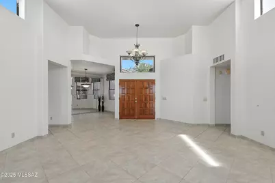 10285 N Carristo Drive, Oro Valley, AZ 85737 - Photo 11