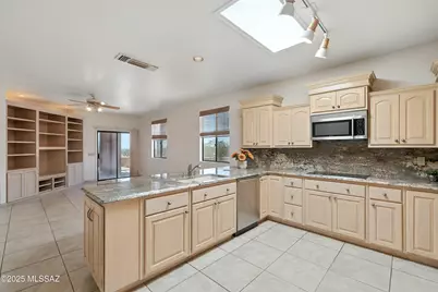 10285 N Carristo Drive, Oro Valley, AZ 85737 - Photo 19