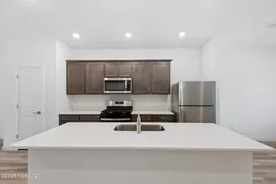 21905 E Pebbles Ave, Red Rock, AZ 85145 - Photo 5