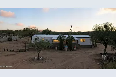 13227 W El Lobo Road, Tucson, AZ 85743 - Photo 5