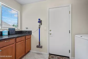 1451 N Old Adobe Dr, Green Valley, AZ 85614 - Photo 23