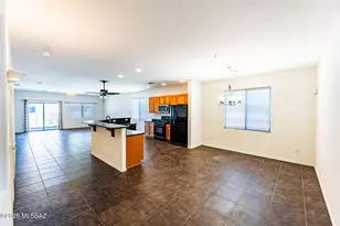 7258 S Millers Tale Dr, Tucson, AZ 85756 - Photo 3