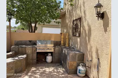 2751 N Neruda Lane, Tucson, AZ 85712 - Photo 7