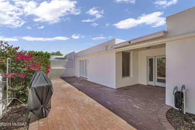 5160 N Northridge Circle, Tucson, AZ 85718 - Photo 5