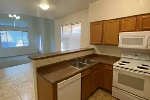 1250 E Weimer Ci Circle E, Tucson, AZ 85719 - Photo 3