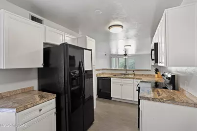 5675 N Camino Esplendora #2110, Tucson, AZ 85718 - Photo 15