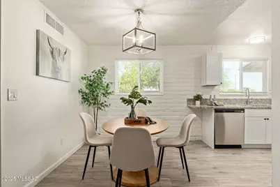 2135 N 3rd Avenue, Tucson, AZ 85705 - Photo 9