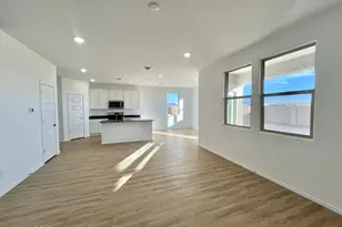 10418 W Guildford Ln, Marana, AZ 85653 - Photo 3