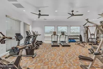 10418 W Guildford Lane, Marana, AZ 85653 - Photo 23