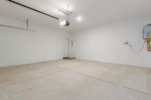 10418 W Guildford Ln, Marana, AZ 85653 - Photo 17