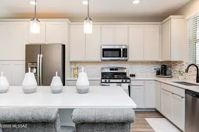 7749 S Crested Spring Drive, Tucson, AZ 85757 - Photo 11