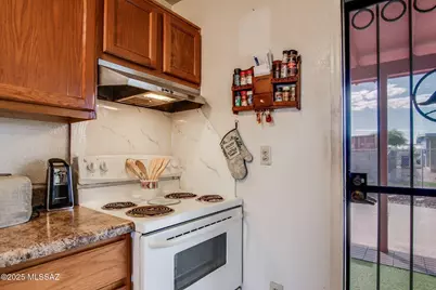2306 E Walnut Street, Tucson, AZ 85706 - Photo 11