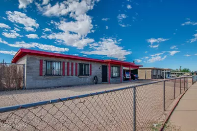 2306 E Walnut Street, Tucson, AZ 85706 - Photo 1