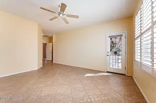 4691 S Piccadilly Dr, Green Valley, AZ 85622 - Photo 21