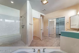 4691 S Piccadilly Dr, Green Valley, AZ 85622 - Photo 27