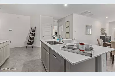 3913 E Market Street, Tucson, AZ 85706 - Photo 7