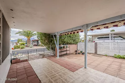 100 W Pinon Drive, Green Valley, AZ 85614 - Photo 27