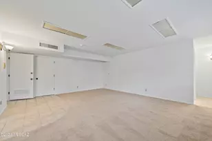 1435 E Indian Wells Rd, Tucson, AZ 85718 - Photo 33