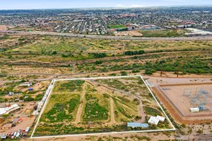 3001 S Cottonwood Ln, Tucson, AZ 85713 - Photo 5