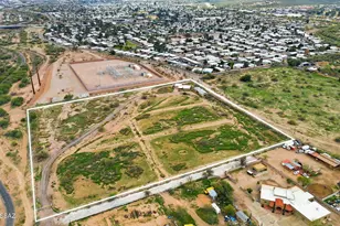 3001 S Cottonwood Ln, Tucson, AZ 85713 - Photo 7