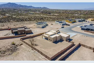 1216 N Range Rider Place, Vail, AZ 85641 - Photo 11