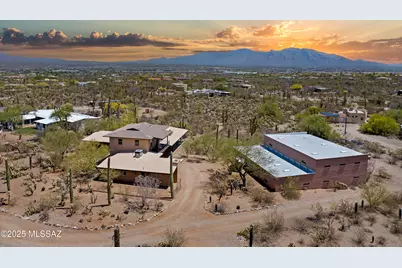 6891 N Camino Verde, Tucson, AZ 85743 - Photo 1