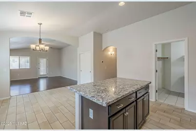 8760 W Saguaro Moon Road, Marana, AZ 85653 - Photo 15