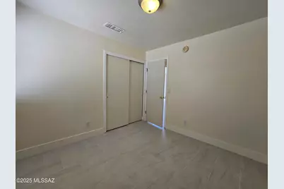 7980 N Siskiyou Drive, Tucson, AZ 85743 - Photo 17