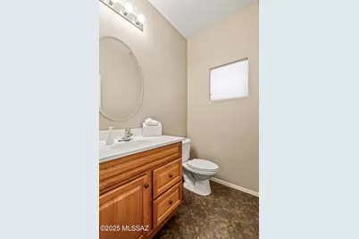 8352 N Amber Burst Drive, Tucson, AZ 85743 - Photo 11