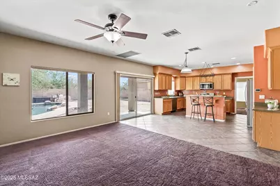 8352 N Amber Burst Drive, Tucson, AZ 85743 - Photo 15