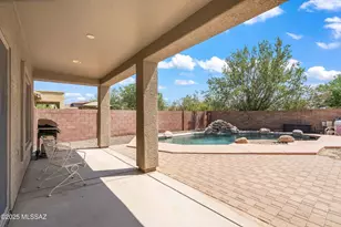 8352 N Amber Burst Dr, Tucson, AZ 85743 - Photo 39