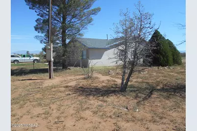 13242 S Kit Carson Road, Pearce, AZ 85625 - Photo 11