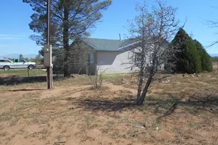 13242 S Kit Carson Rd, Pearce, AZ 85625 - Photo 11