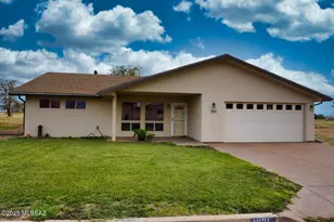 1021 E Geneva St, Pearce, AZ 85625 - Photo 1