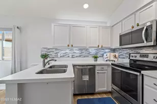 8573 S Masthead Dr, Tucson, AZ 85756 - Photo 9