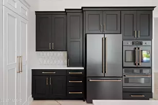 8021 N Della Robia Pl, Tucson, AZ 85742 - Photo 17