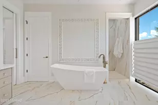 8021 N Della Robia Pl, Tucson, AZ 85742 - Photo 25