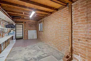 8021 N Della Robia Pl, Tucson, AZ 85742 - Photo 37