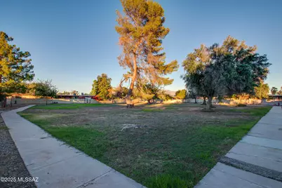 3870 N Pomona Road, Tucson, AZ 85705 - Photo 17