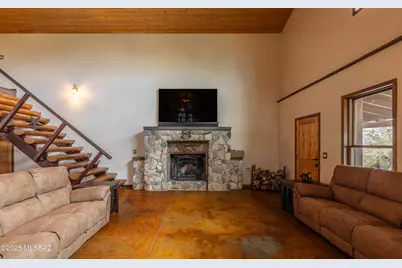 531 S Cody Loop Road, Oracle, AZ 85623 - Photo 9