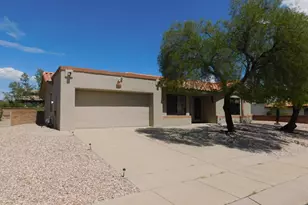 1151 E Haystack Dr, Oro Valley, AZ 85755 - Photo 3