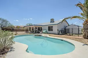 1423 Liga, Rio Rico, AZ 85648 - Photo 31