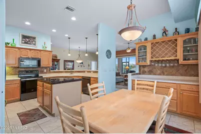 5090 S Via Loma Verde, Green Valley, AZ 85622 - Photo 11