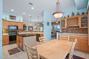 5090 S Via Loma Verde, Green Valley, AZ 85622 - Photo 11