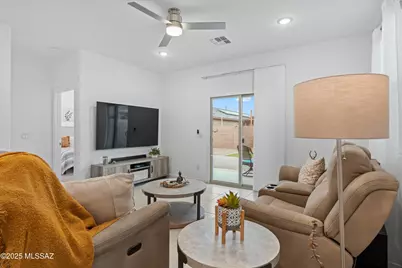 22093 E Cirrus Street, Red Rock, AZ 85145 - Photo 17