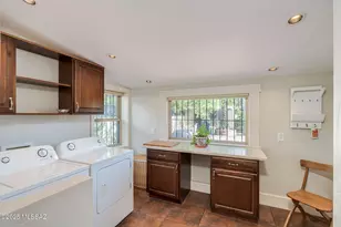 608 E 4th St, Tucson, AZ 85705 - Photo 11